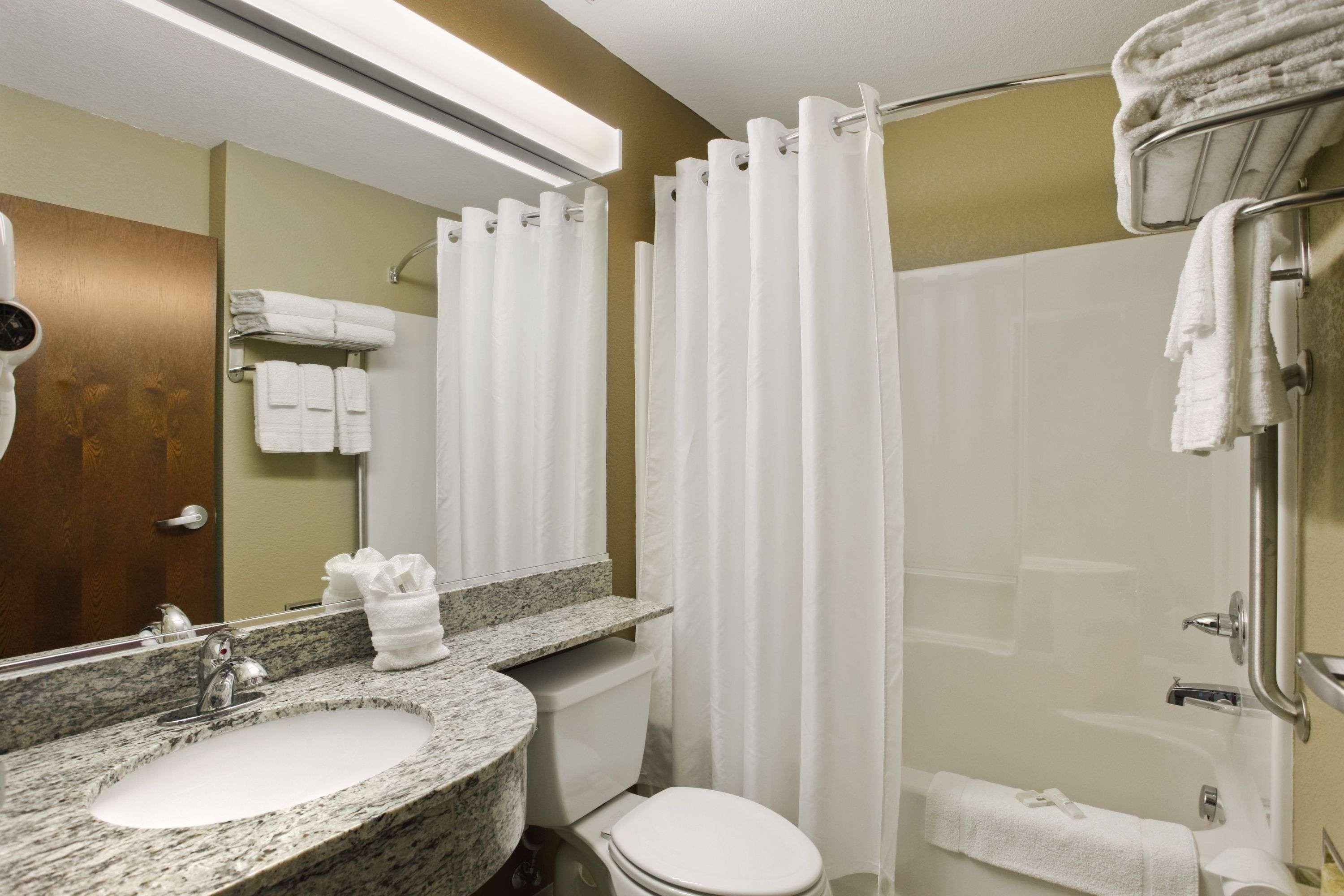 Microtel Inn & Suites By Wyndham Williston Ruang foto
